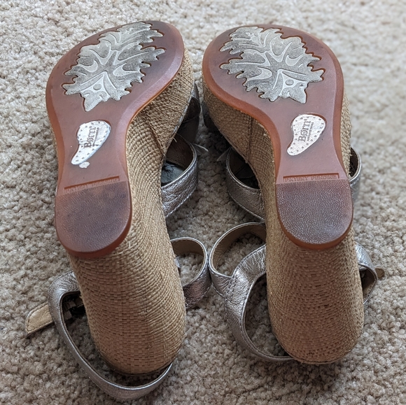Born Silver Flower Wedge Sandals - Picture 5 of 6